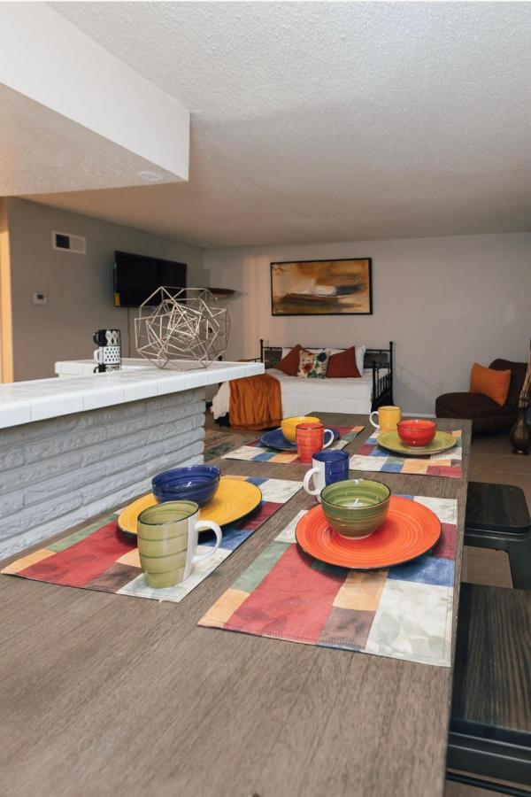 Enticing 1Br Apartment In The Heart Of The Heights Houston Buitenkant foto